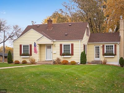 141 Oakglen Dr, Hopkins, MN, 55343