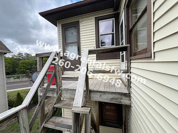 2nd image of 1260 Saint Joseph Blvd APT 3