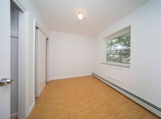 283 Nassau Ave #2R, Brooklyn, NY 11222