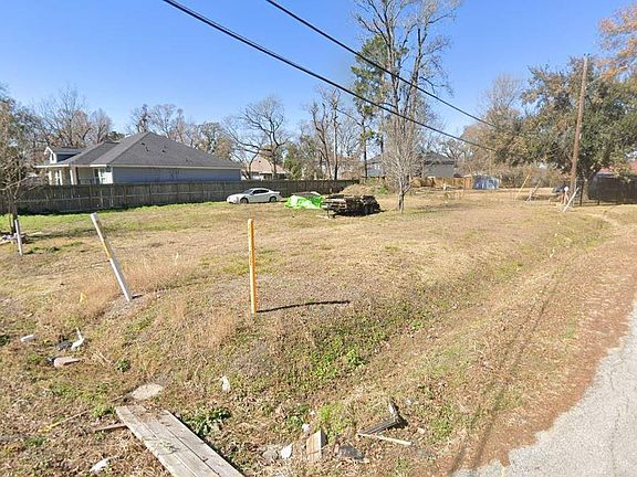 3rd image of 9221 Firnat St