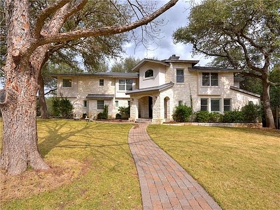 2nd image of 3206 Park Hills Dr