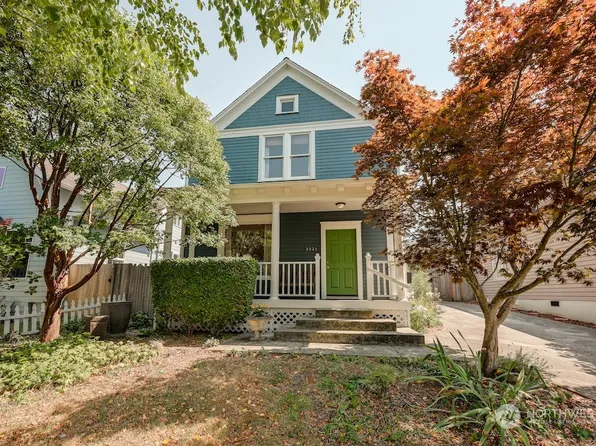 3221 Hoyt Avenue, Everett, WA 98201