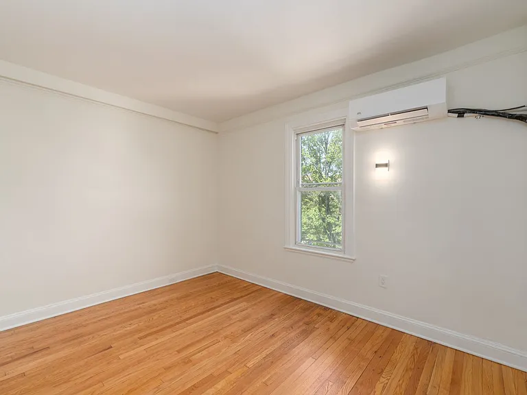Guilford Apartments, LLC — Photo 29
