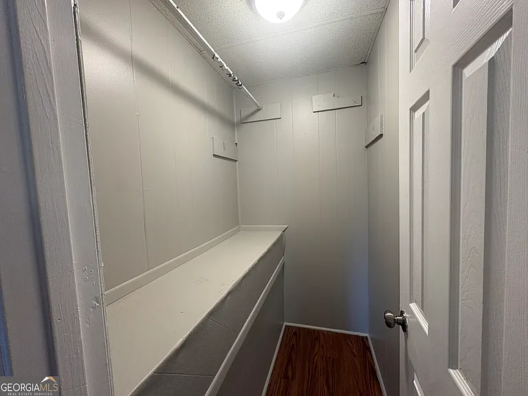 207 Reynolds St NE #6F — Photo 6