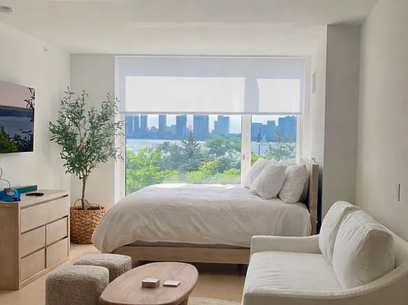 450 Washington St APT 306, New York, NY 10013