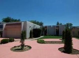 6320 Avenida La Costa NE, Albuquerque, NM 87109