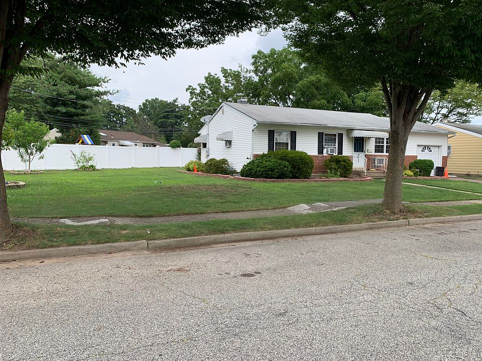 1st image of 92 14th St