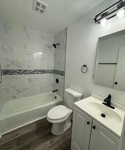 302-312 W Lincoln Ave #304 — Photo 7