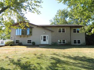 7401 W 1600 N, Demotte, IN 46310