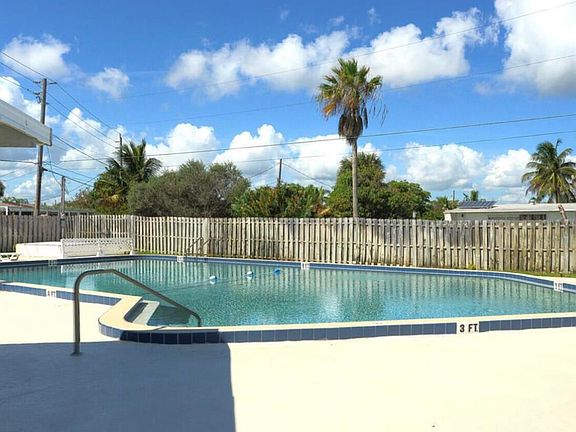 3rd image of 2186 Highway A1a Unit 3