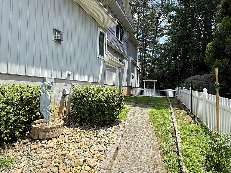 142 Riverview Plantation Dr — Photo 16