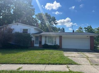 1 Bristol Ct, Ann Arbor, MI 48104