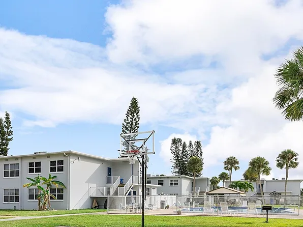 180 Bounty St #B1-207, Merritt Island, FL 32952