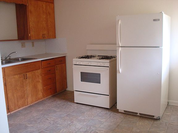 2nd image of 612 Fuller Dr #Fdp