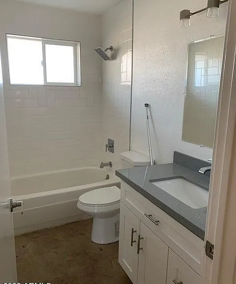 4135 N 27th St #1 — Photo 8