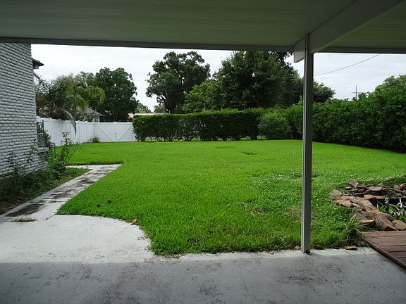 5th image of 12 Beauregard Dr