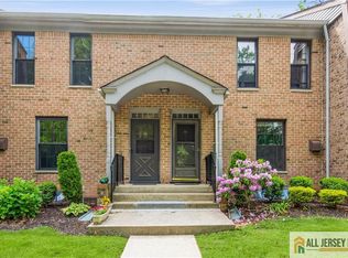 323 Gills Ln UNIT 9-C, Iselin, NJ 08830