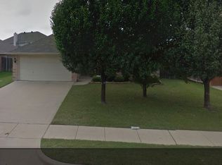 317 Angela Dr, Burleson, TX 76028