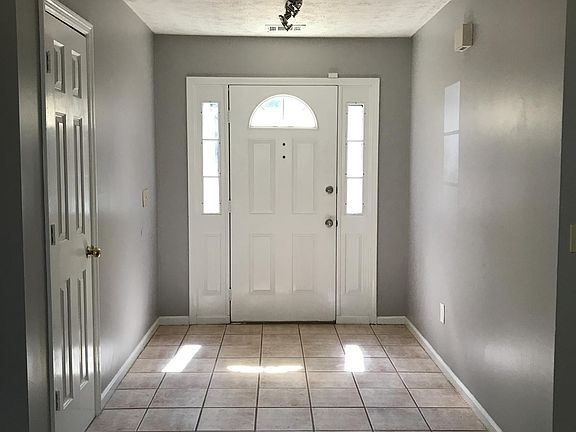 Entry way