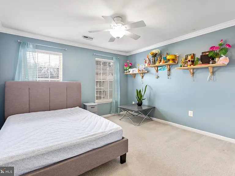 10103 Cotter Ct — Photo 37