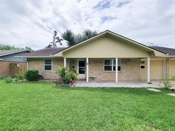 9531 Weatherwood Dr, Houston, TX 77080