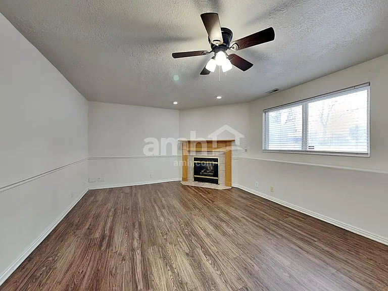 1484 N 400 W — Photo 6