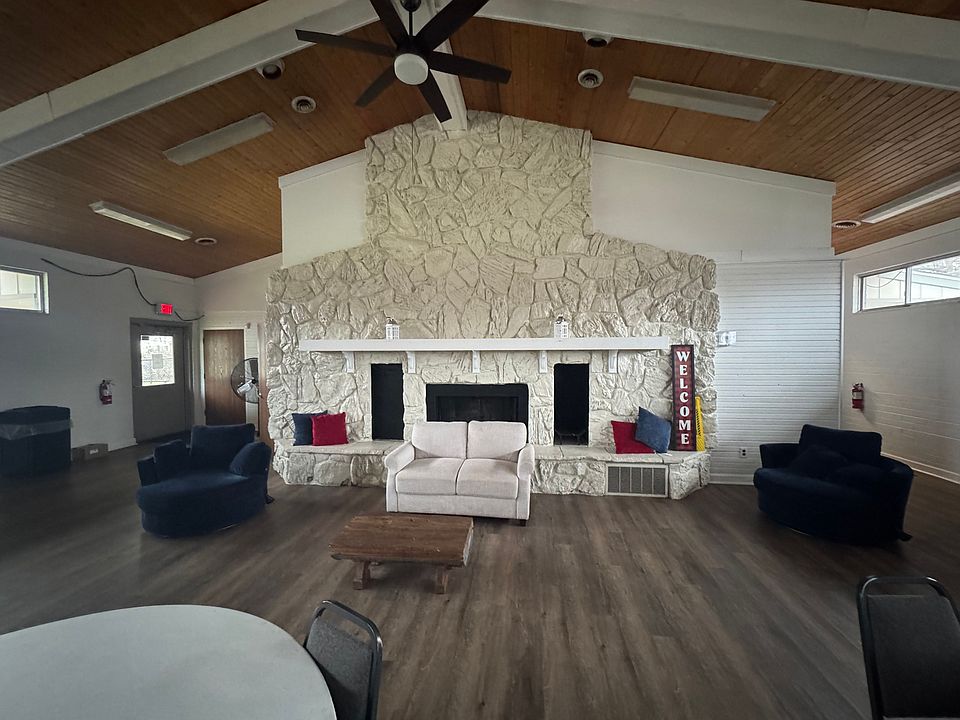 2nd image of 149 Ponderosa Trl S