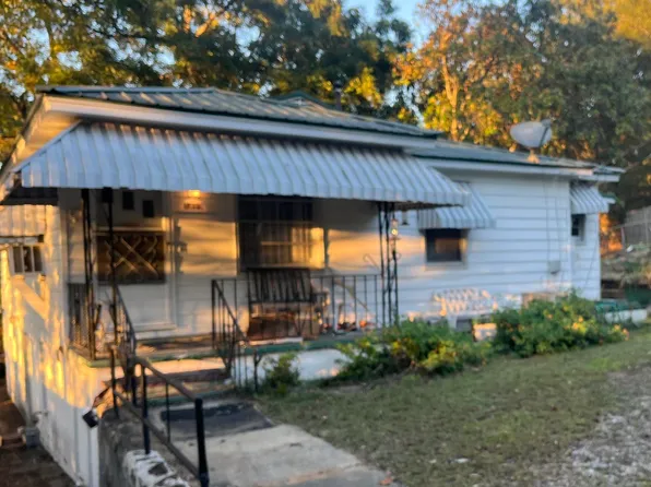 1413 6th Ave, Fultondale, AL 35068