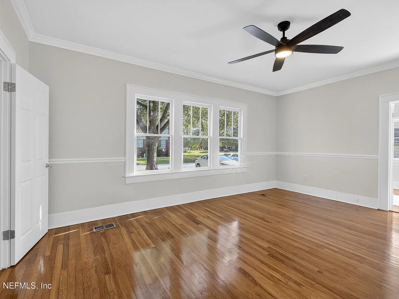 4 bed, 3.0 bath, 2056 sqft, $2,800 — Photo 4