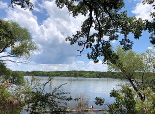 4 Sleepy Hollow Ln, Valley View, TX 76272