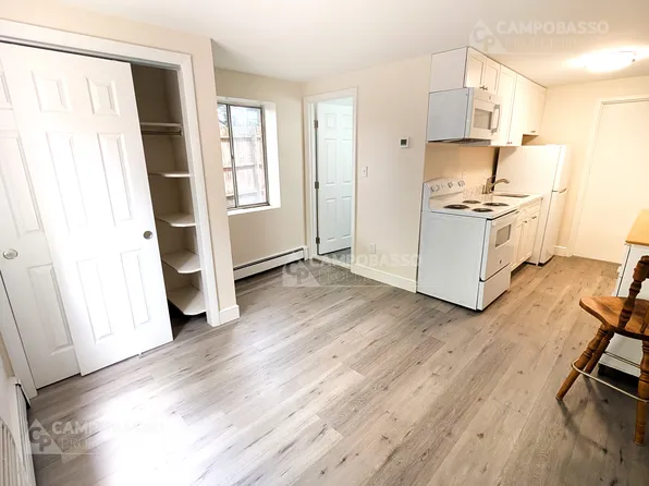 109 Oxford St #3, Arlington, MA 02474