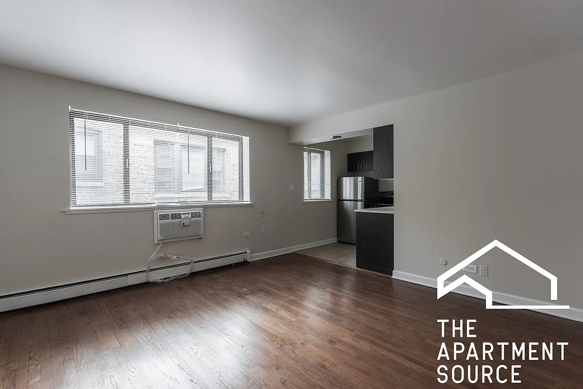 Building Photo - 5917 N Kenmore Ave #426