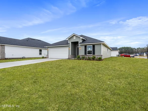 8223 HELMSLEY Boulevard, Jacksonville, FL 32219