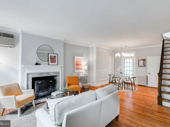 336 S Juniper St, Philadelphia, PA 19107