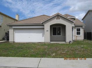 1879 Blowers Dr, Woodland, CA 95776