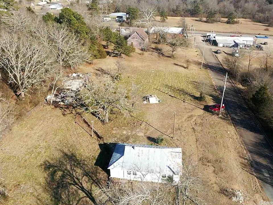 1st image of 124 School St