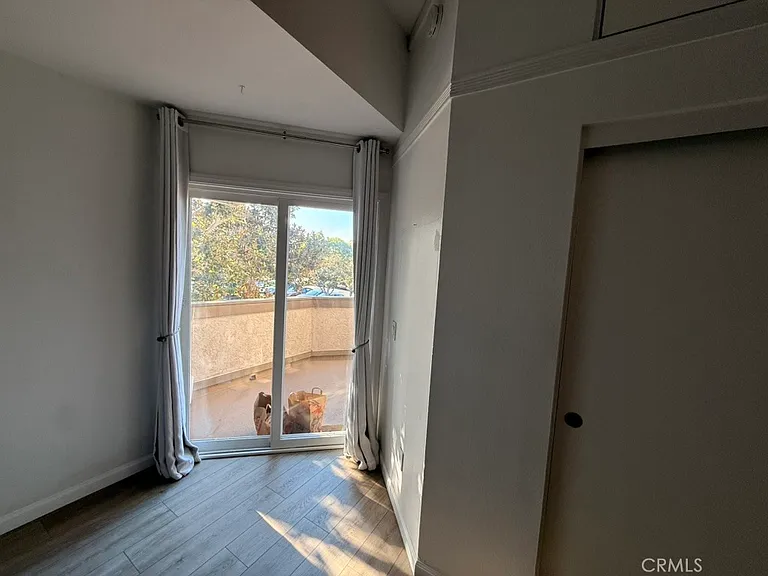 28121 Mariposa — Photo 10