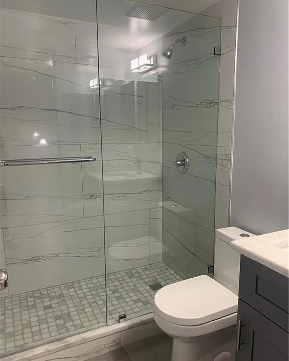 103 Riviera Cir