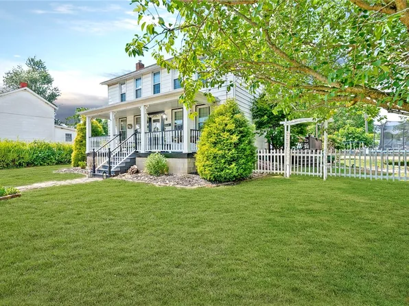 111 Mount Pleasant Rd, Scottdale, PA 15683