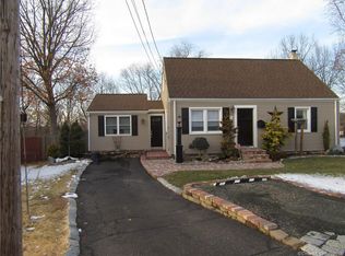 13 Dailey Cir, Vernon, CT 06066