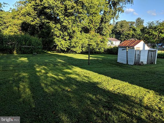 4th image of 55 Little Church Ln
