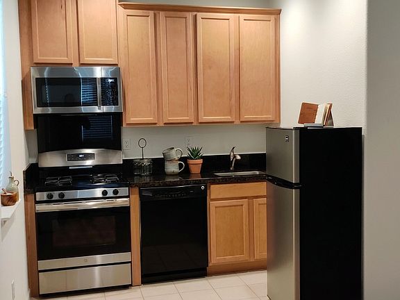 3rd image of 2732 Sorano Ct Unit 8