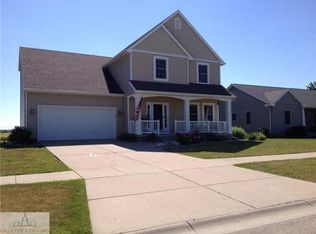 1006 Bills Ln, Saint Johns, MI