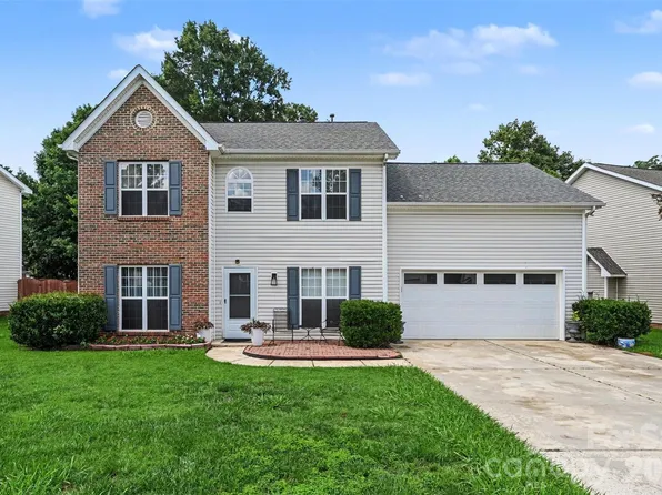1707 Cottage Creek Rd, Indian Trail, NC 28079