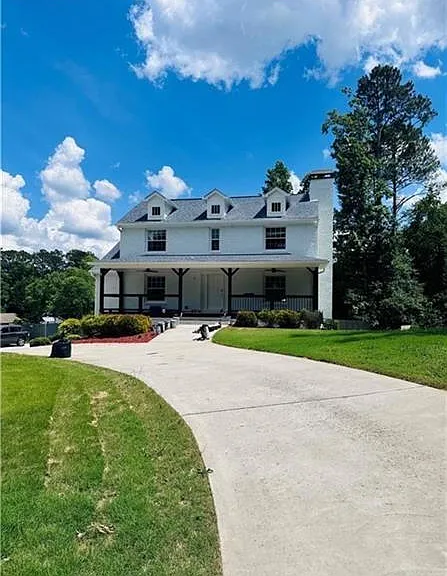 3168 Sewell Mill Rd — Photo 1