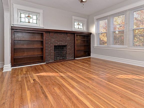 3rd image of 5332 Bancroft Ave #5332