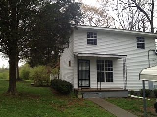 1st image of 513 Benton Cir