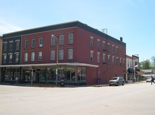 8 E Railroad St APT 6, Sandwich, IL 60548