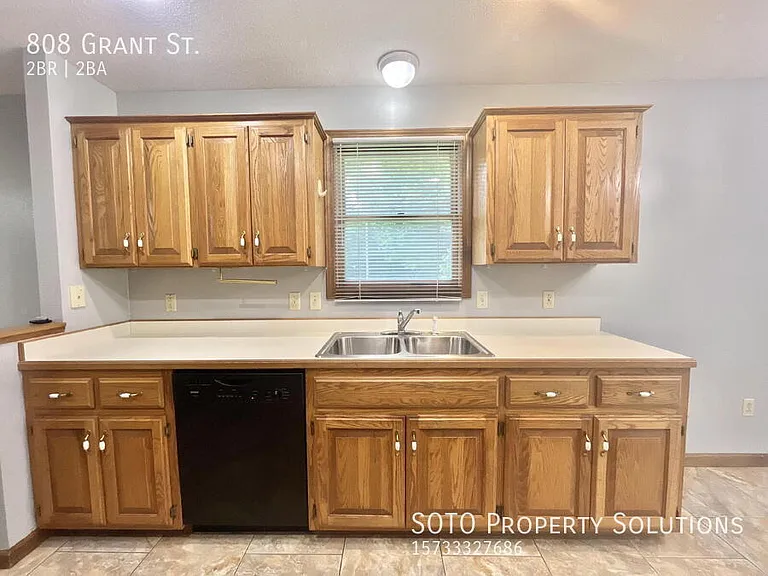808 Grant St — Photo 32
