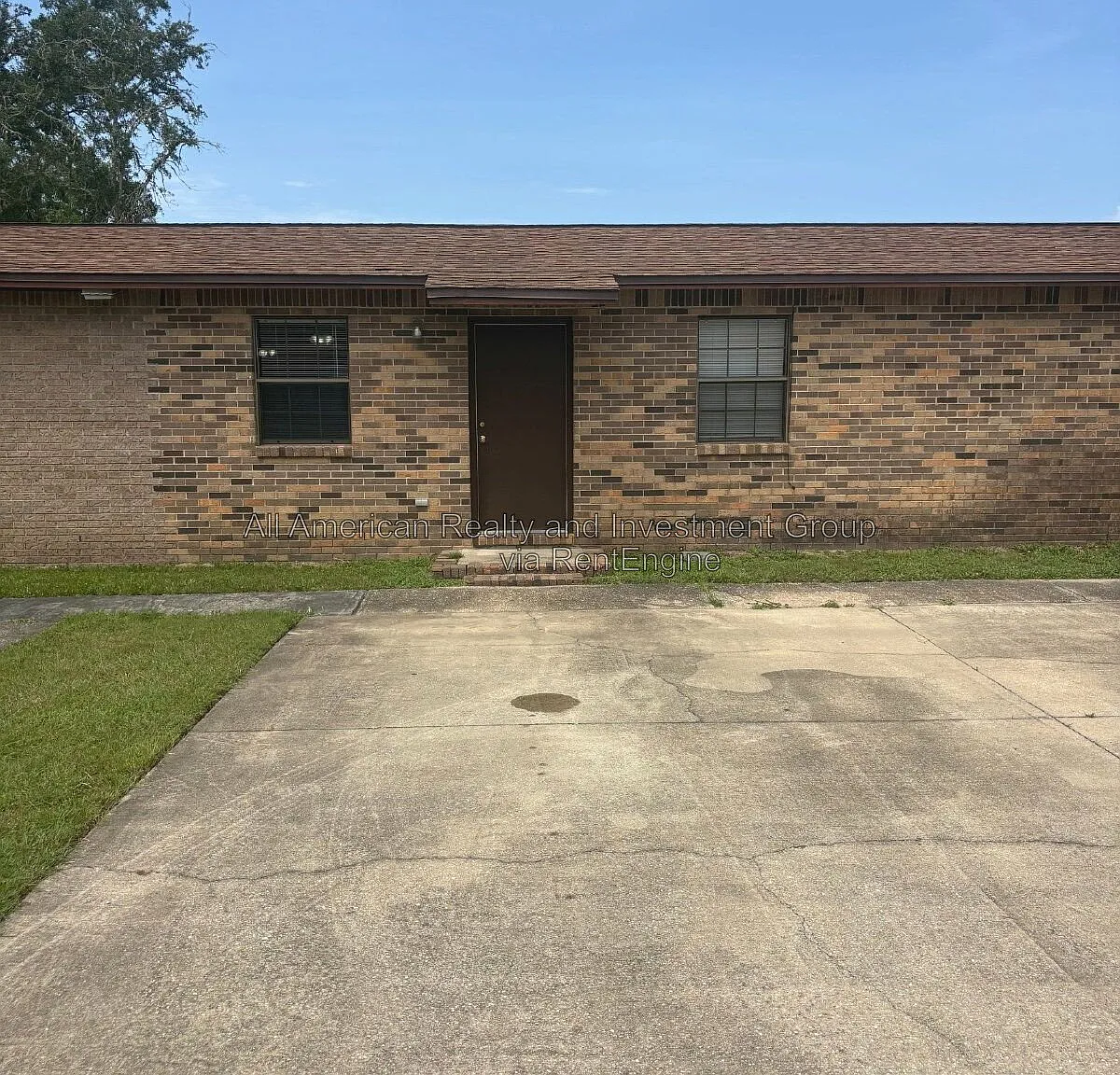 3 bed, 3.0 bath, 1375 sqft, $1,875 — Photo 2